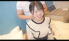 FC2-PPV-2957863グラ使用後、電マと手マンでエッチでイキすぎて、虚ろな表情で最後に３連発の中出しの洗礼を受ける。