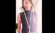 乱伦大神《新婚骚弟媳》跟朋友老婆酒店偷情 朋友突然打来电话 他老婆一边接电话一边晃动着屁股让鸡巴在B里来回抽插