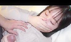 FC2-PPV-3188642、男が我慢できるわけないんだが！？けしからんので生で犯してぶっかけました！垂れた精子がおまんこに…片想い