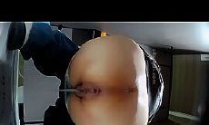 商场女厕全景后拍食客尿尿路人着急如厕赏饭版