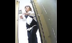 大神办公楼女厕所全景偷拍拉大号的极品女同事人美B肥