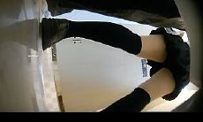 商场女厕所全景偷拍后拍络绎不绝的美女前来嘘嘘