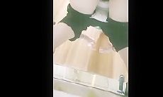 商城厕拍女厕近距离后拍多位美女❤️各种极品鲍鱼完美展示