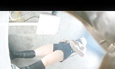 KTV女厕所厕拍全景偷拍多位漂亮的陪酒公主 各种美鲍鱼应有尽有
