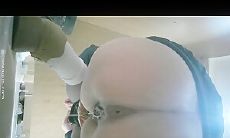 酒吧厕拍女厕全景偷拍几位大美女 各种极品肥鲍鱼