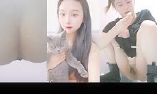 三屏联动 双镜头女厕偷拍特写透明极品女神尿尿全过程