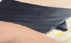 双飞漂亮闺蜜 啊啊好痛 享受帝王服务 一个舔鸡吧一个舔胸 被轮流无套输出 内射小粉穴