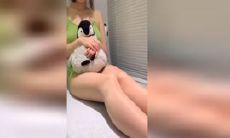 漂亮肉丝大奶美女 好深插的好深 啊啊爸爸好受 在家被小哥哥无套输出