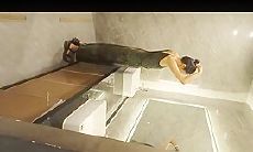 九月最新流出 魔手 外购极品厕拍 酒吧女厕前景偷拍极品气质旗袍女神尿的如此优雅