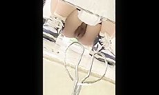 9月最新流出 厕拍大神西瓜街拍系列 写字楼女厕偷拍多个白领姐姐尿尿
