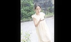 厕拍收费电报裙9月新流出 手持厕拍 咖啡厅附近公厕偷拍几个颜值不错的美女尿尿
