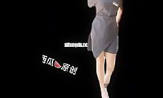 9月新流出西瓜大神厕拍系列 写字楼女厕偷拍手持闯拍几个办公室白领姐姐