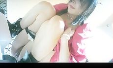商场女厕偷拍红衣美女的极品一线无毛小白虎