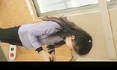 商场女厕一路跟踪偷拍美女老板娘的多毛大肥鲍
