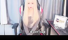 chinese porn(萝莉社)(lls-83)校花学妹用身体换取医药费救母亲-美酱
